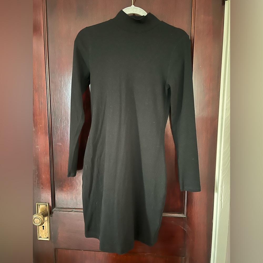 Old Navy Classic Black Long Sleeve Mini Dress, (size S)